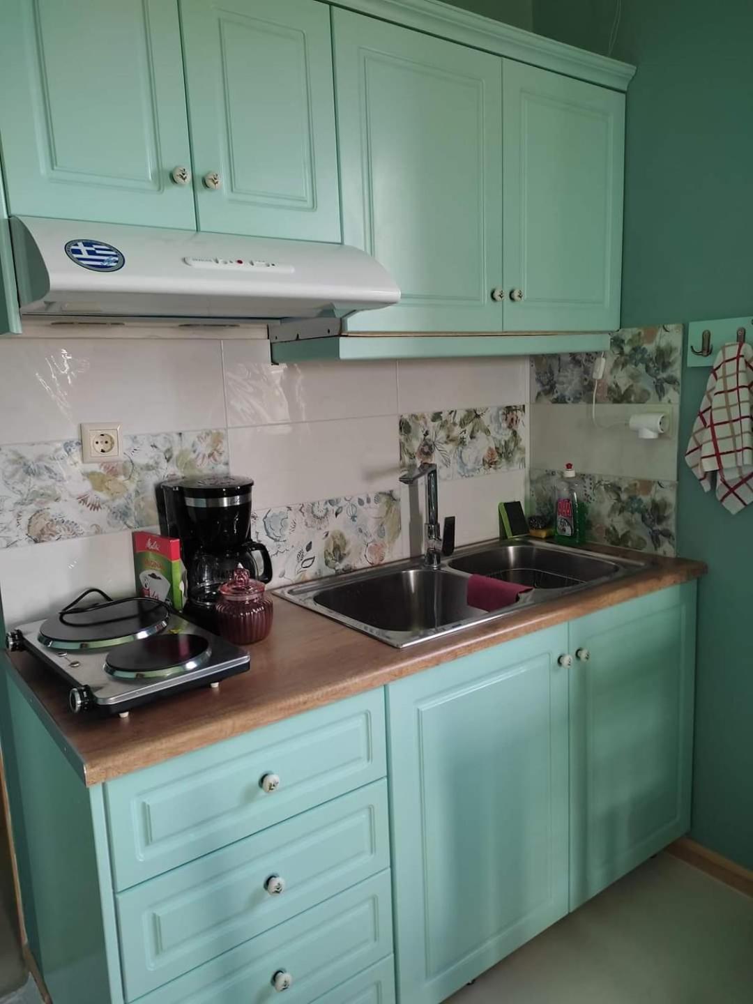 Iliolithos Rooms Kardhamili Ngoại thất bức ảnh